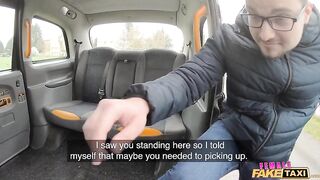 Анальный трах таксистки за утерянный кошелек: Леди Ганг в порно
