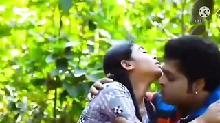 Индийский секс любовников в лесу