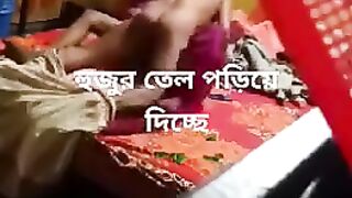 Индийская парочка занимается сексом на ковре