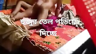 Индийская парочка занимается сексом на ковре